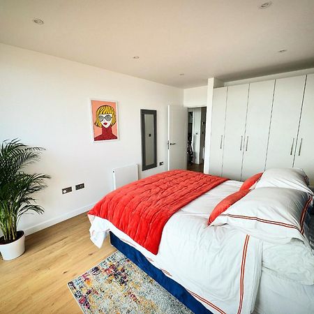 Stunning Beach Front Apartment With Sea Views, Free Parking & Balcony رامْسْغيت المظهر الخارجي الصورة